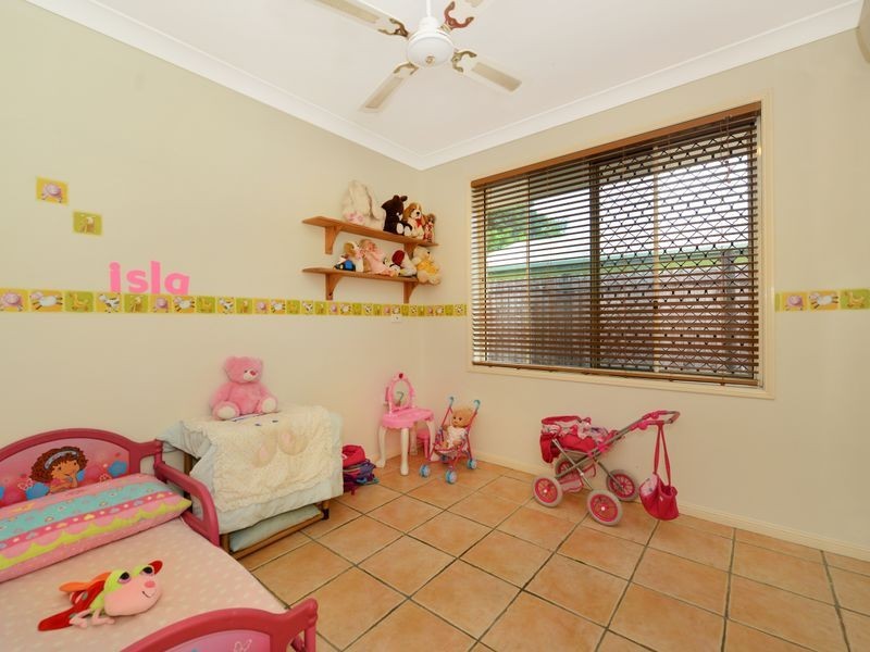 17 Opaline Close, Brinsmead QLD 4870