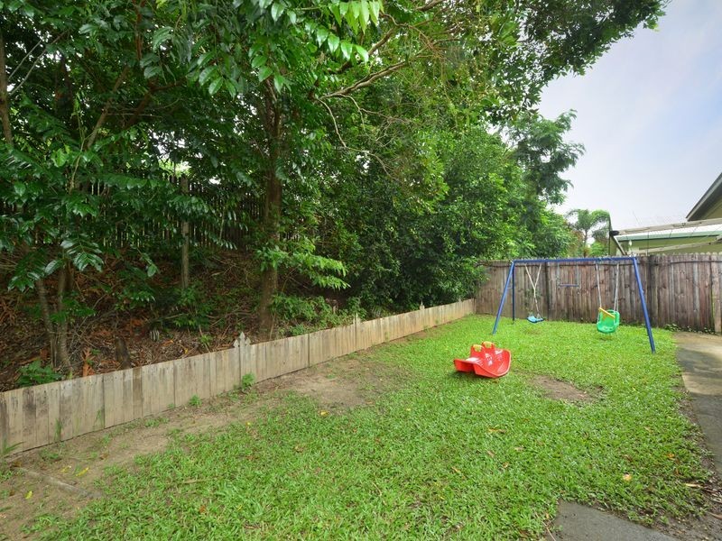 17 Opaline Close, Brinsmead QLD 4870