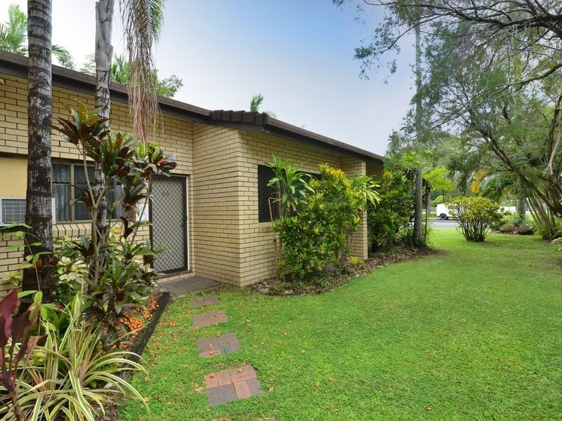 26/21-23 Poinciana Street, Holloways Beach QLD 4878