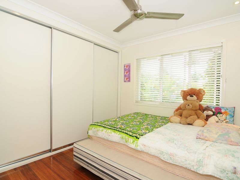 16 Park Street, Whitfield QLD 4870
