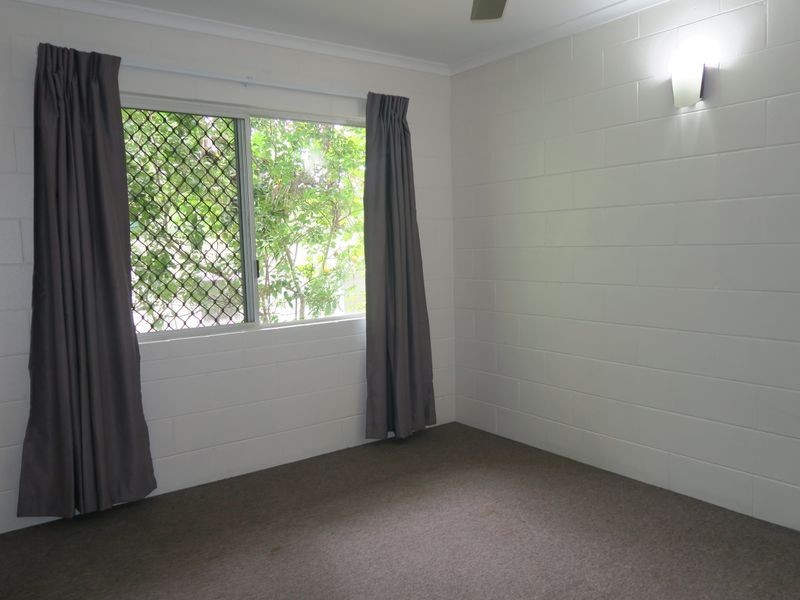 3B Holmes Street, Stratford QLD 4870