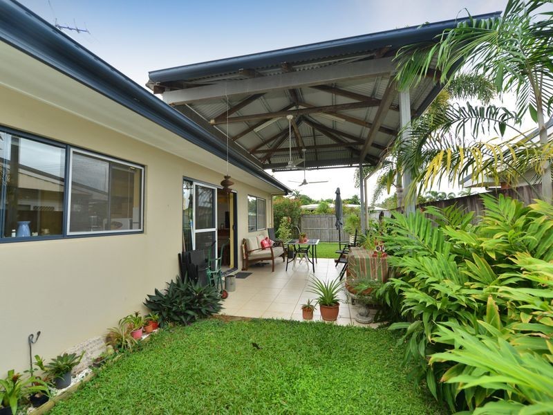 1/139 Jensen Street, Whitfield QLD 4870