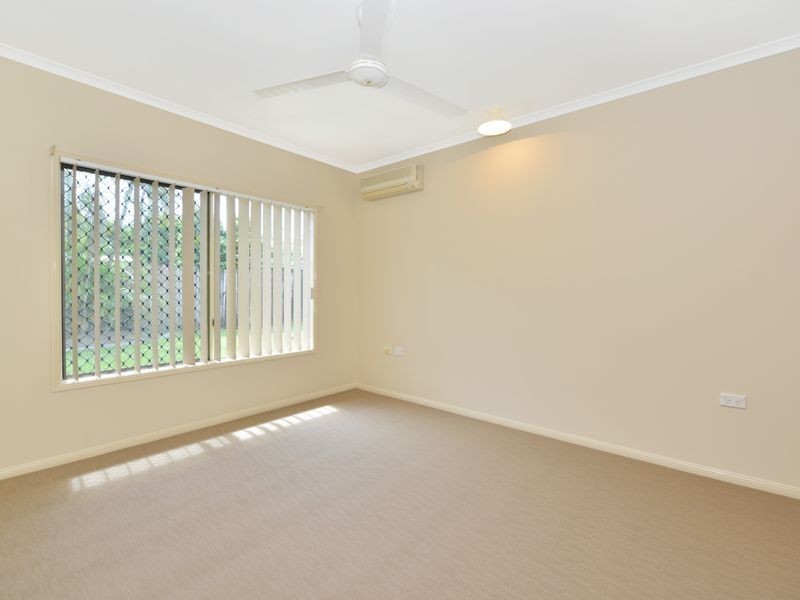 26 St Albans Close, Brinsmead QLD 4870