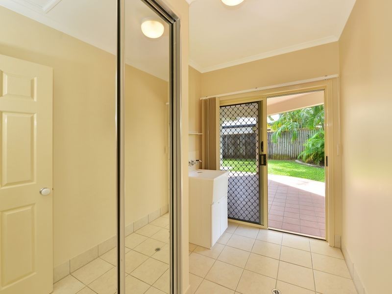 26 St Albans Close, Brinsmead QLD 4870