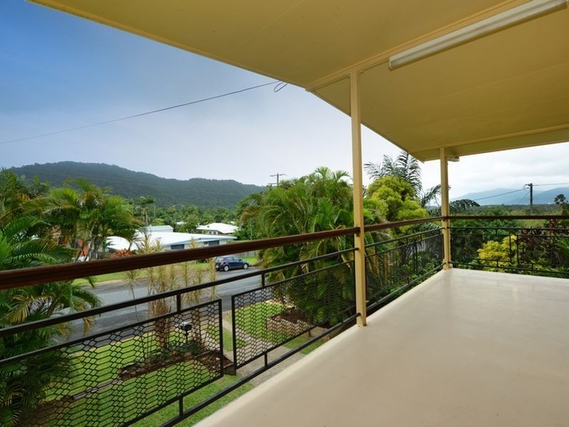 25 Duignan Street, Whitfield QLD 4870