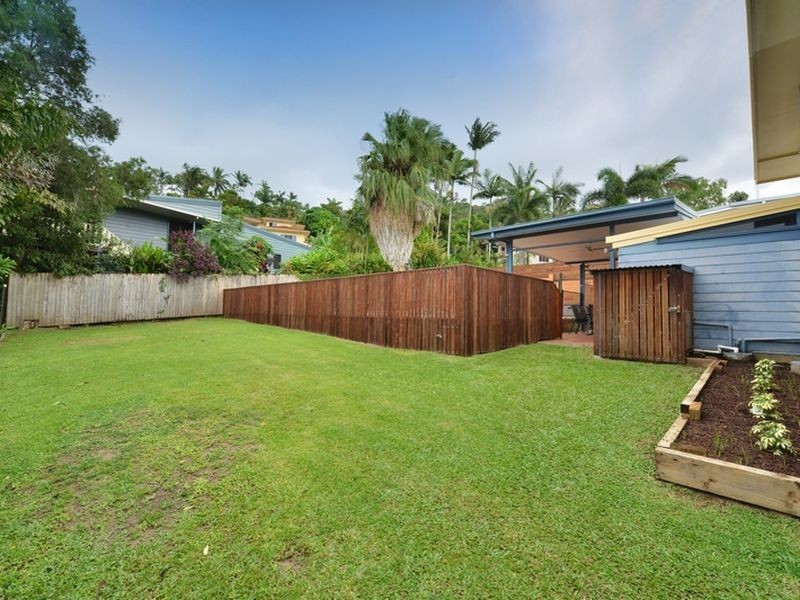 25 Duignan Street, Whitfield QLD 4870