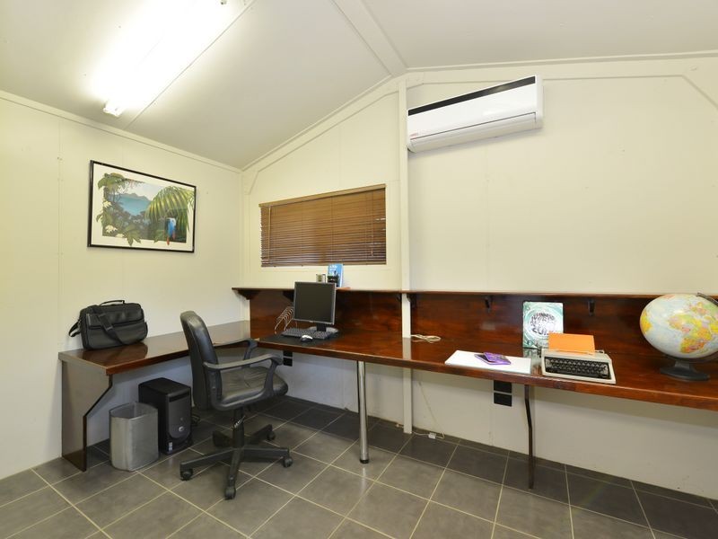 84 Petersen Street, Freshwater QLD 4870