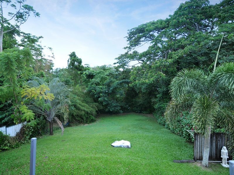 179A Jensen Street, Whitfield QLD 4870