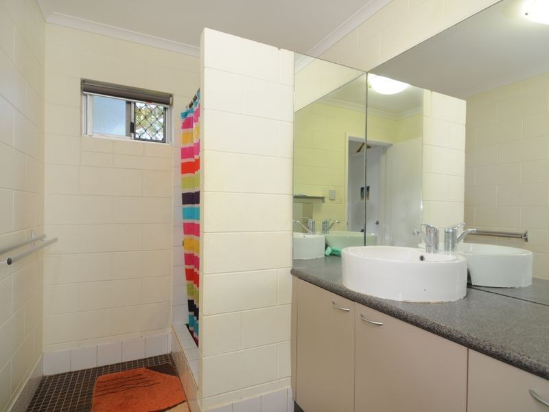 3 Conlan Close, Manoora QLD 4870