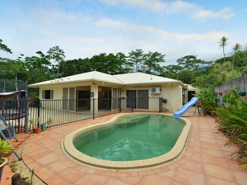 31 Tradewinds Close, Redlynch QLD 4870