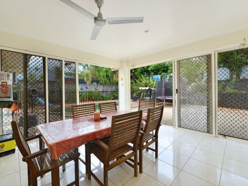 31 Tradewinds Close, Redlynch QLD 4870