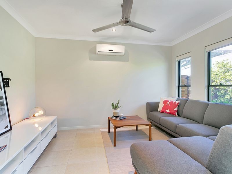 7 Demidenko Close, Redlynch QLD 4870