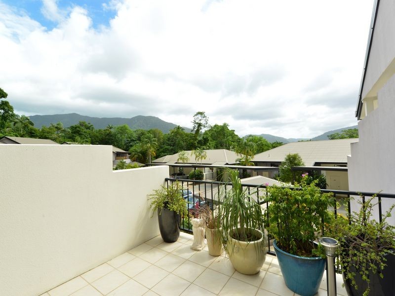 406/11 Charlekata Close, Freshwater QLD 4870