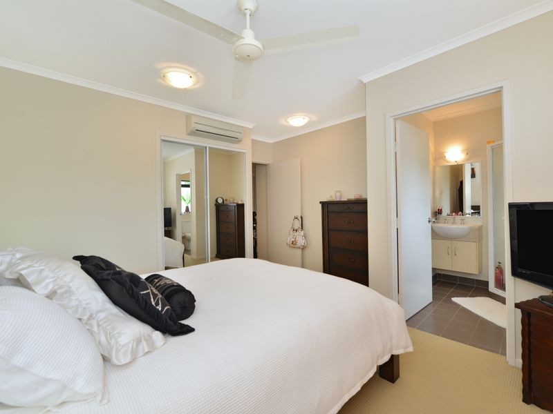 406/11 Charlekata Close, Freshwater QLD 4870