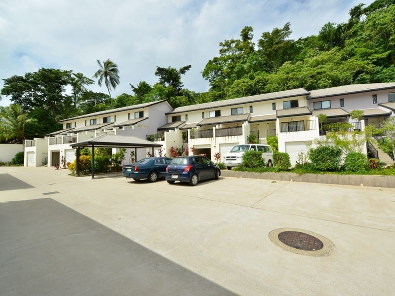 406/11 Charlekata Close, Freshwater QLD 4870