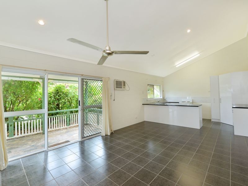5/10 Ireland Crescent, Whitfield QLD 4870