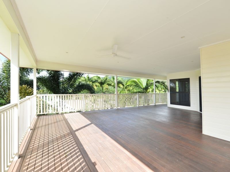 52 Stanton Road, Smithfield QLD 4878