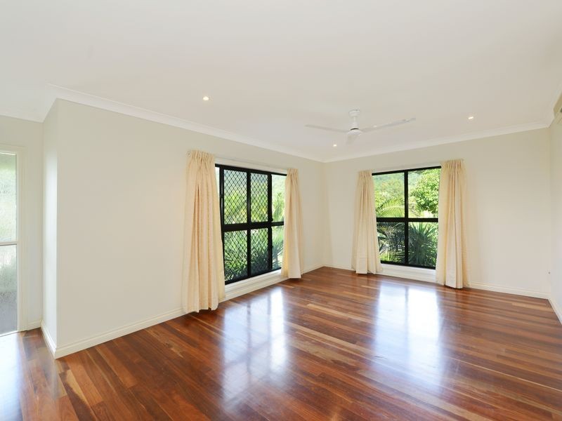 52 Stanton Road, Smithfield QLD 4878