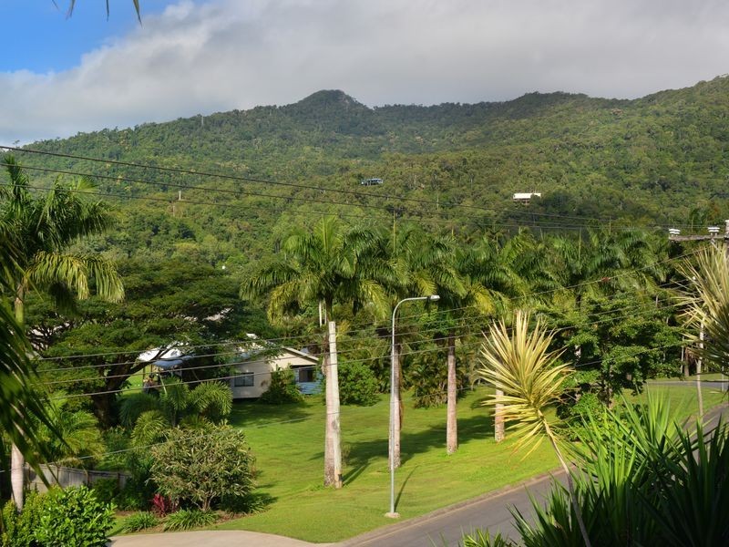 52 Stanton Road, Smithfield QLD 4878