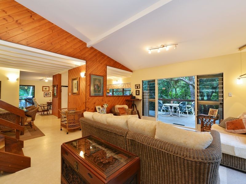 286 Toogood Road, Bayview Heights QLD 4868