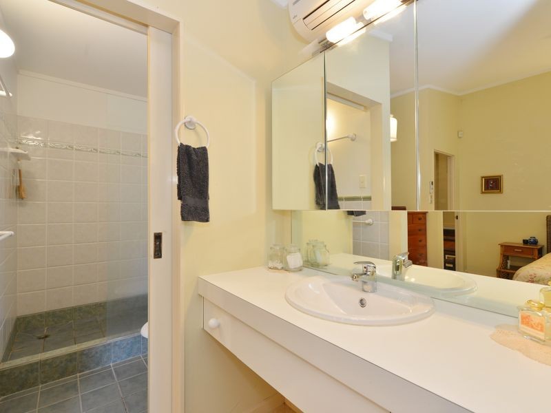 286 Toogood Road, Bayview Heights QLD 4868