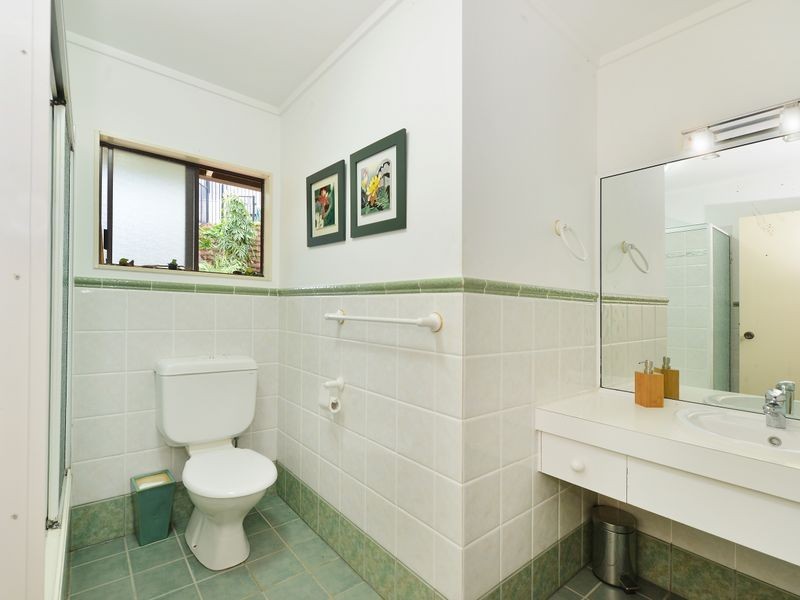 286 Toogood Road, Bayview Heights QLD 4868