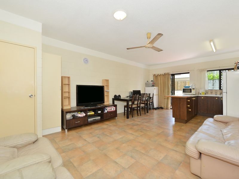 2/3 Crathern Close, Edge Hill QLD 4870