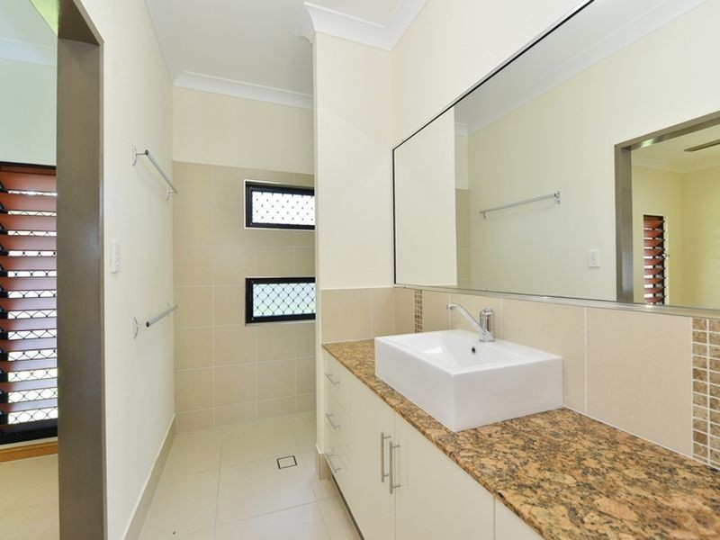 22 Quartzborough Promenade, Trinity Park QLD 4879