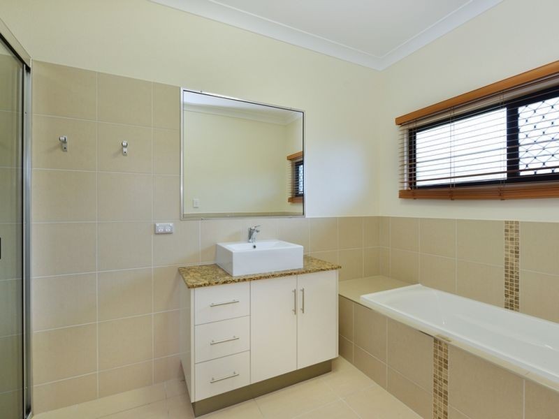 22 Quartzborough Promenade, Trinity Park QLD 4879
