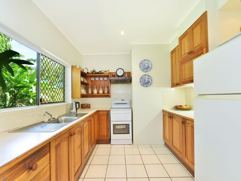 47 Brooks Street, Whitfield QLD 4870