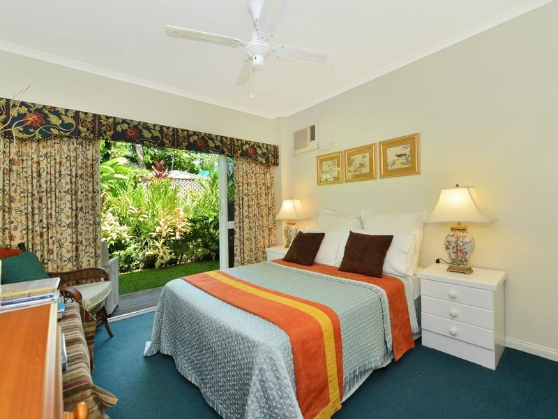 47 Brooks Street, Whitfield QLD 4870