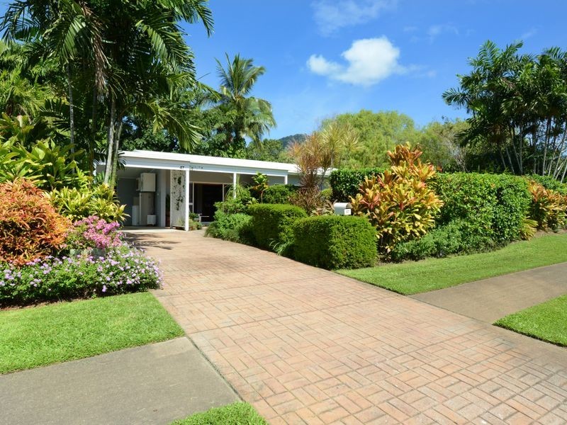 47 Brooks Street, Whitfield QLD 4870