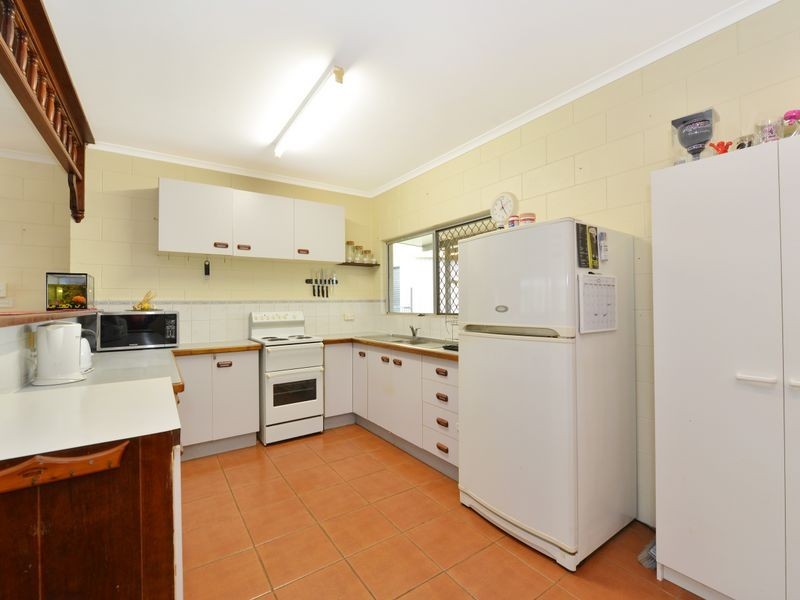 22 Cyperus Drive, Redlynch QLD 4870