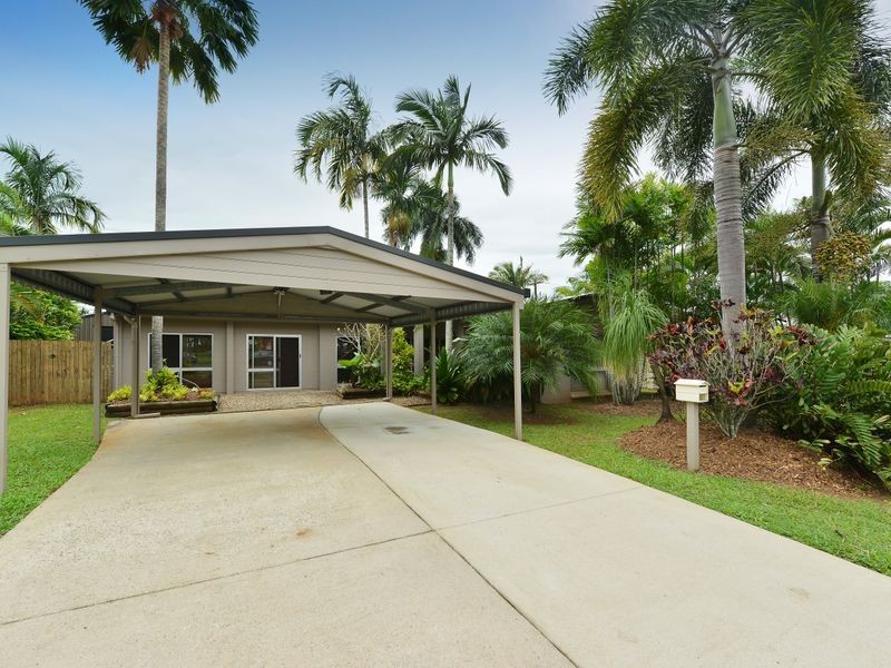 22 Cyperus Drive, Redlynch QLD 4870
