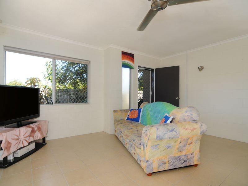 1 Conlan Close, Manoora QLD 4870