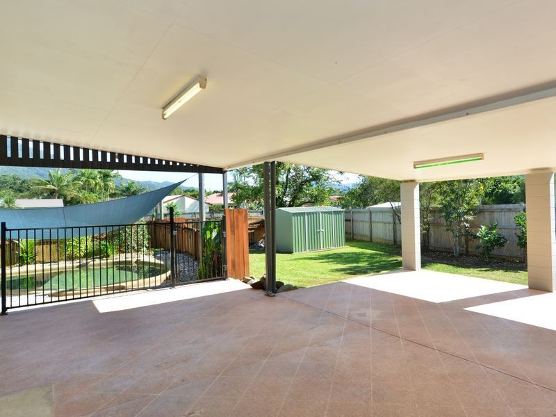 29 Slathiel Street, Brinsmead QLD 4870