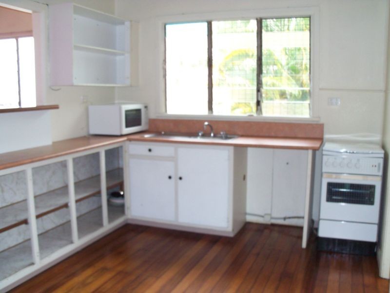 Stratford QLD 4870