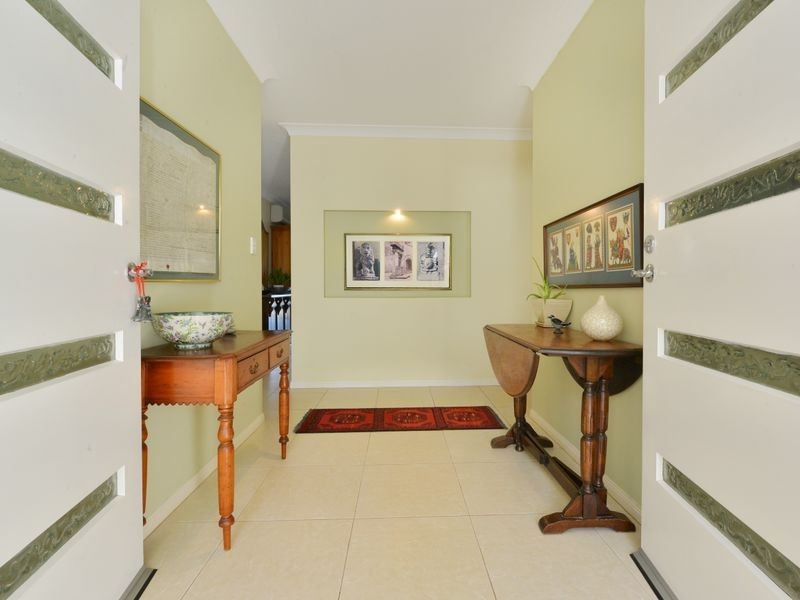 24 Pilosa Street, Redlynch QLD 4870