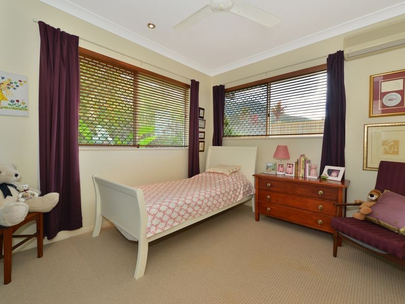 24 Pilosa Street, Redlynch QLD 4870