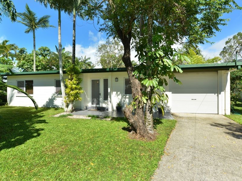 10 Satinay Close, Manoora QLD 4870