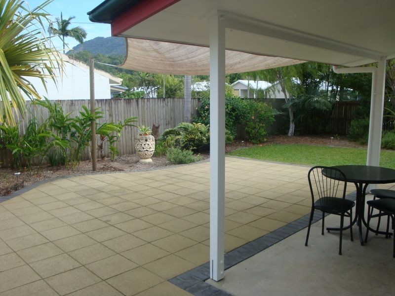 Whitfield QLD 4870