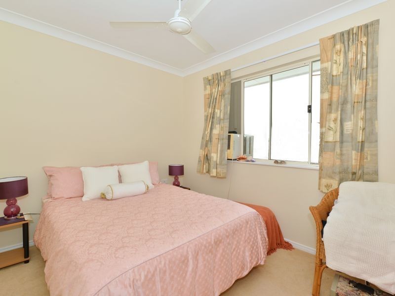 9 Chesterfield Close, Brinsmead QLD 4870