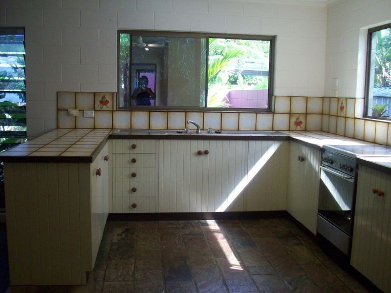 32 Lake Placid Road, Caravonica QLD 4878