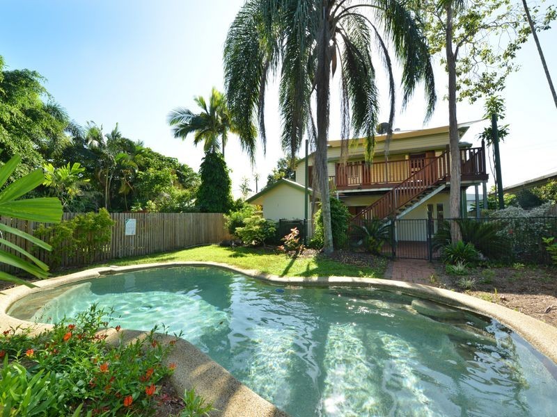 349 McLeod Street, Cairns North QLD 4870