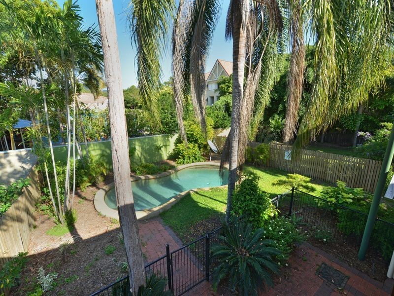 349 McLeod Street, Cairns North QLD 4870