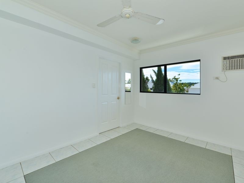 18/312 Lake Street, Cairns North QLD 4870