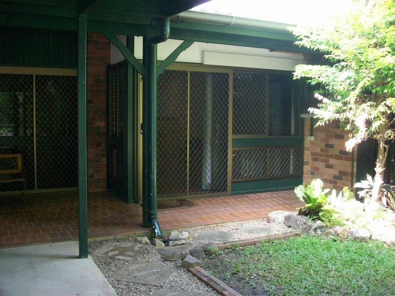Whitfield QLD 4870
