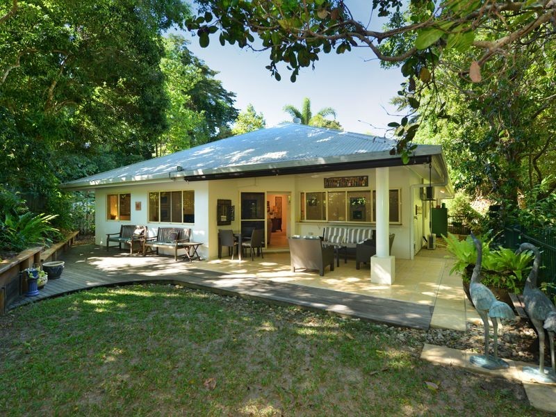 1/12 Murchison Street, Whitfield QLD 4870