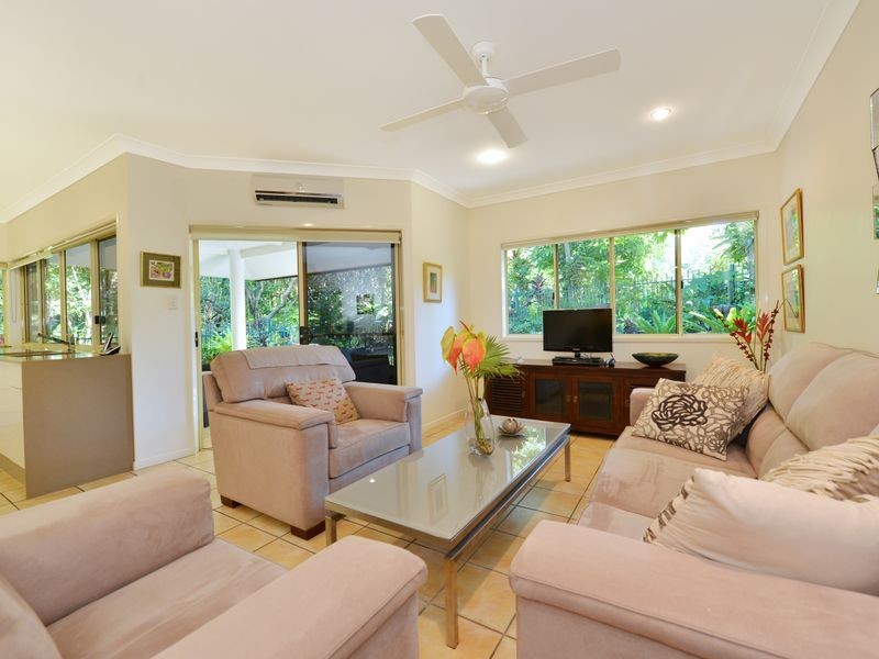 1/12 Murchison Street, Whitfield QLD 4870