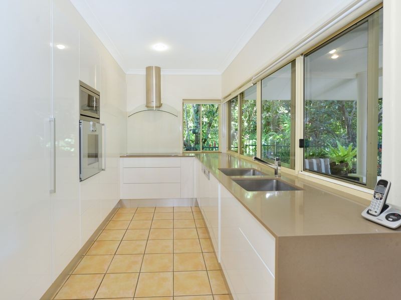 1/12 Murchison Street, Whitfield QLD 4870